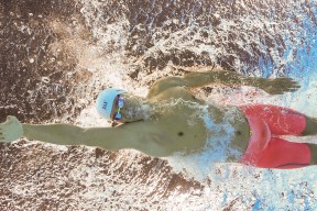 篮球少年用努力赢得尊重，篮球少年的故事