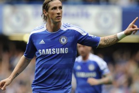 《Apex Legends》收视率持续上涨，是最受欢迎的战术射击游戏之一，apex最火的时候