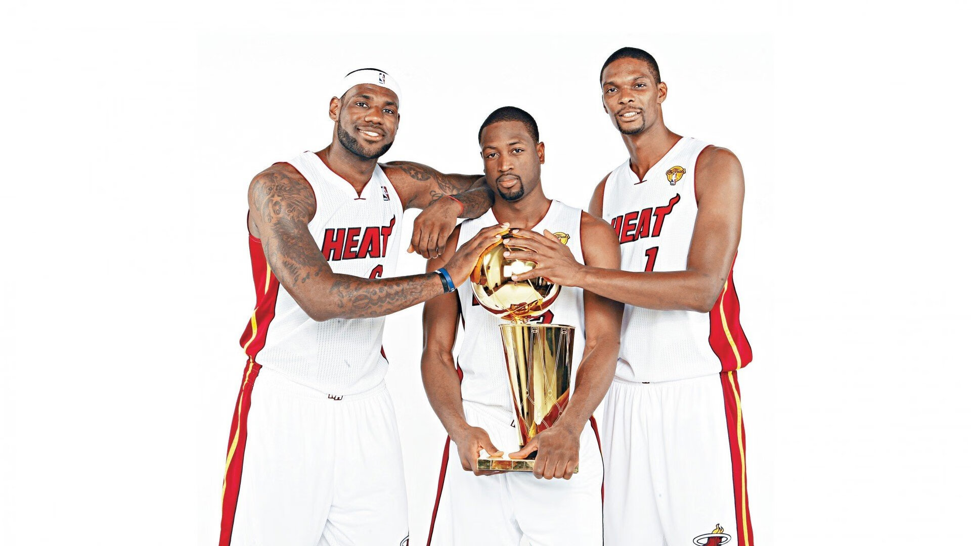 女篮训练课程加入三分命中挑战提升比赛外线威胁，女篮3分线和男篮一样吗